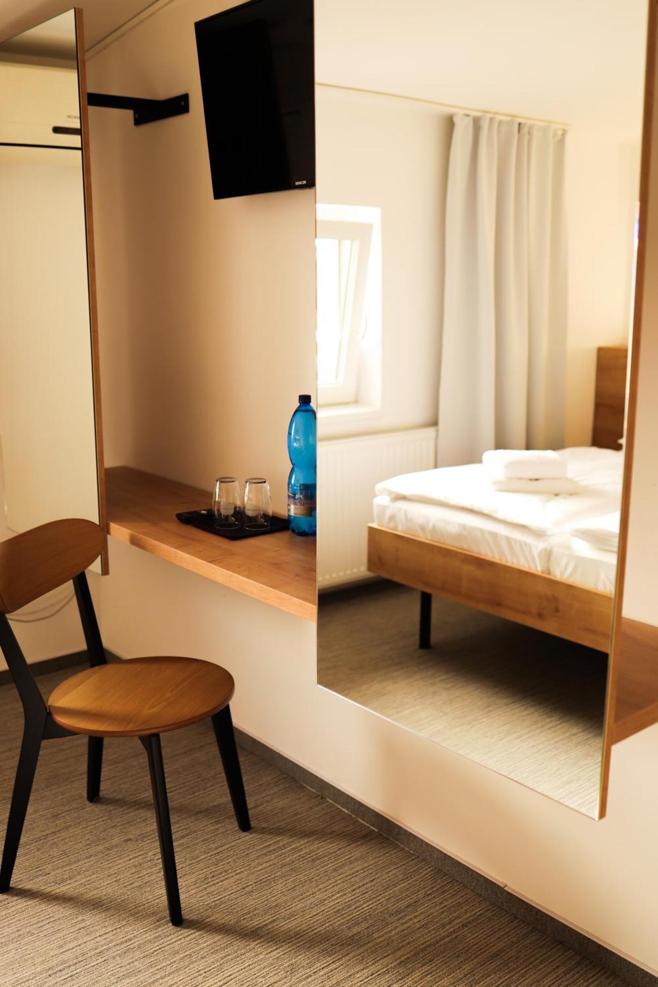 Golden Golem Hotel & Spa Prag Dış mekan fotoğraf