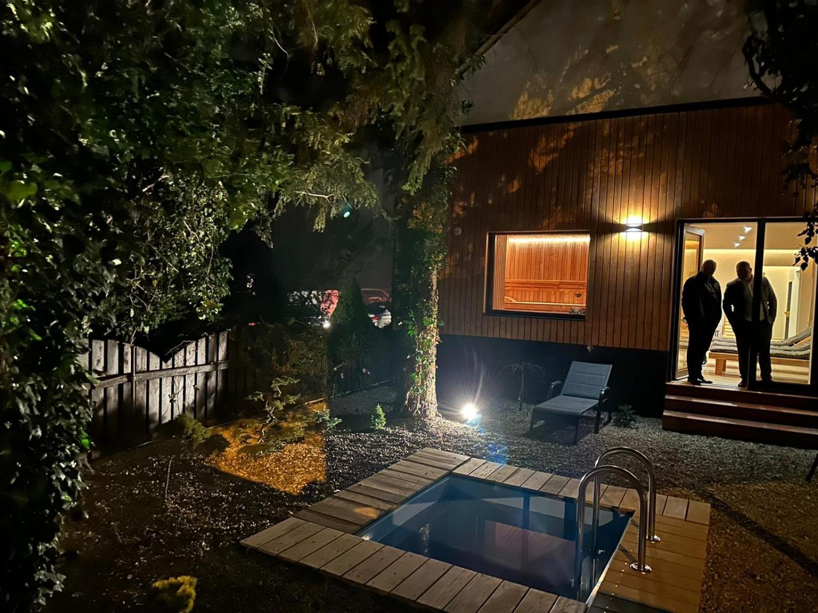 Golden Golem Hotel & Spa Prag Dış mekan fotoğraf