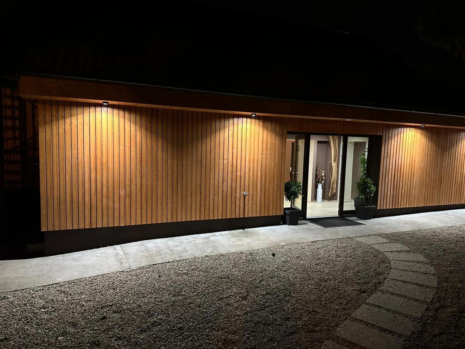 Golden Golem Hotel & Spa Prag Dış mekan fotoğraf