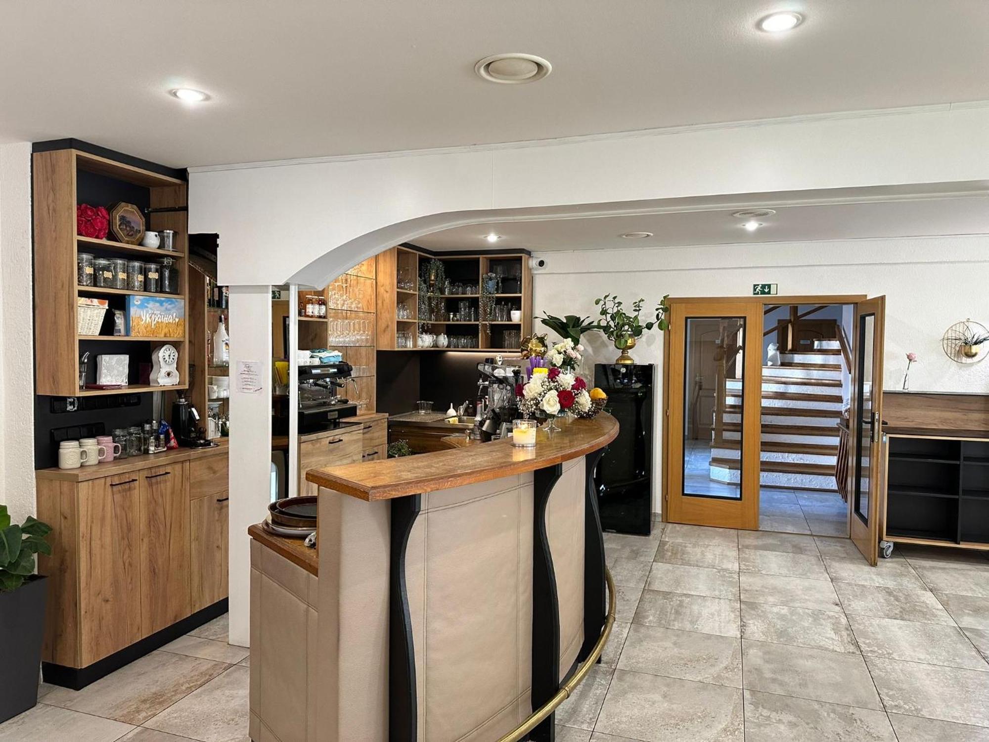 Golden Golem Hotel & Spa Prag Dış mekan fotoğraf